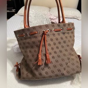 Vintage Dooney and Bourke Tulip Tassel Tote